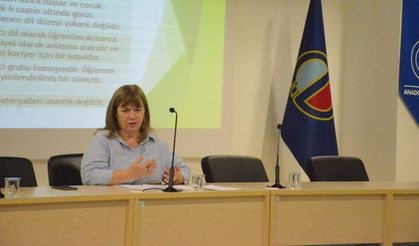 Anadolu Üniversitesi’nde yabancı dil eğitimine bilimsel bakış