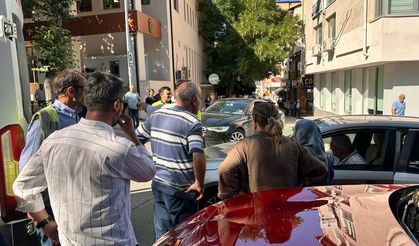 Trafik kazasında otomobilin çarptığı yaya yaralandı