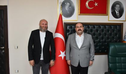 Ünlü oyuncudan Başkan Hamamcı’ya ziyaret