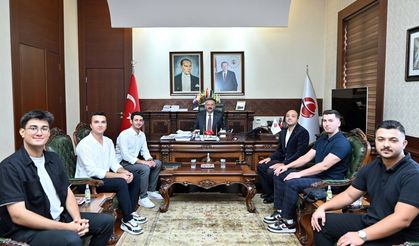 Vali Aksoy, ödüllü Mavera Teknoloji Takımı’nı makamında ağırladı