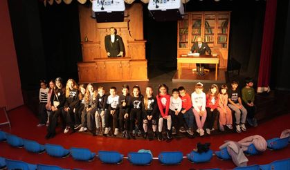 Atatürk minik yüreklerde yaşatıldı