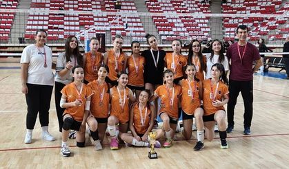'Okul Sporları Voleybol Yıldız Kızlar' müsabakaları sonuçlandı