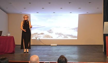 Kedinin sanattaki yolculuğu anlatıldı