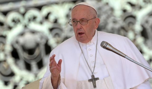 Papa Francis hayatını kaybetti