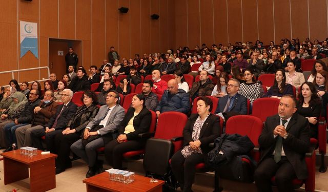 ESOGÜ eğitim şehitlerini andı