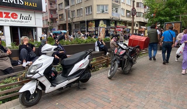 Eskişehir'de trafiğe kapalı noktalar işgal ediliyor
