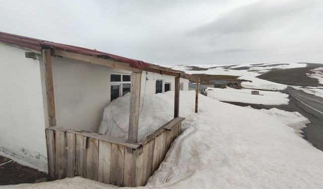 Memleketin bir yanı yaz, bir yanı kış