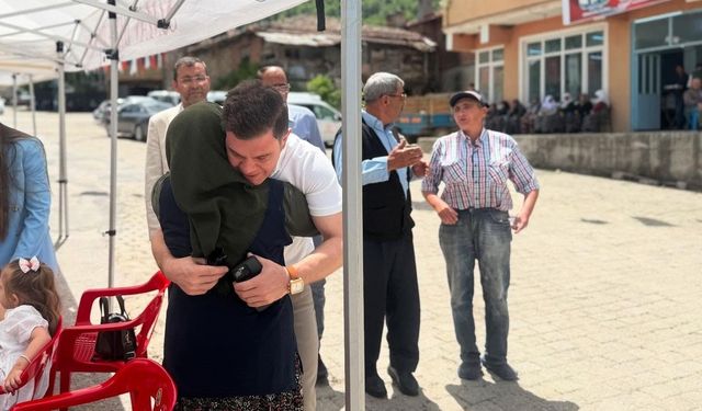 Şehit Asker mezarı başında anıldı