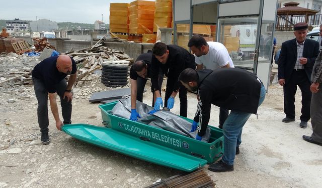 İnşaat kulübesinde şüpheli ölüm