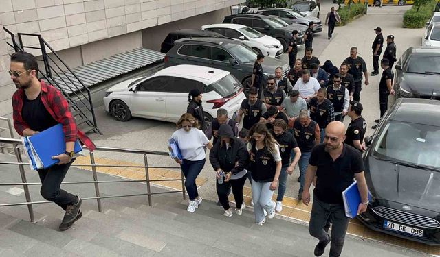 Eskişehir merkezli yasa dışı ilişki ağına 4 tutuklama