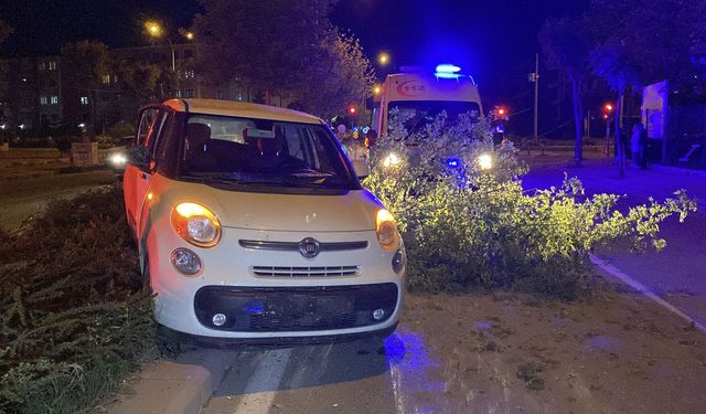 Eskişehir'de hız faciası: Yaralıları bırakıp kaçtı