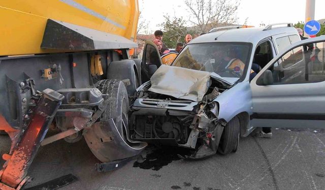 Tavşanlı’da trafik kazası: 5 yaralı