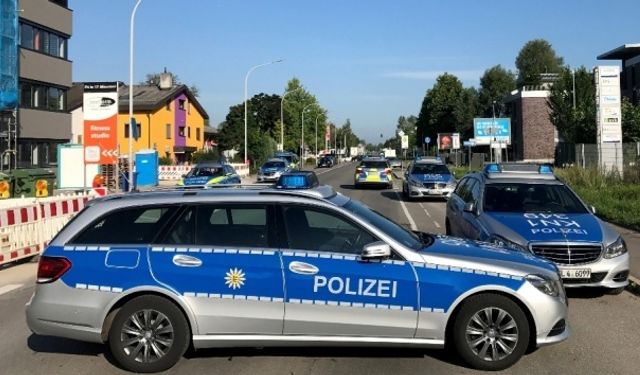 Almanya’daki şampiyonluk kutlamalarında 33 polis yaralandı