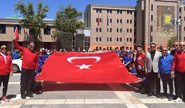 Gençler Gençlik Haftası kutlamalarında buluştu