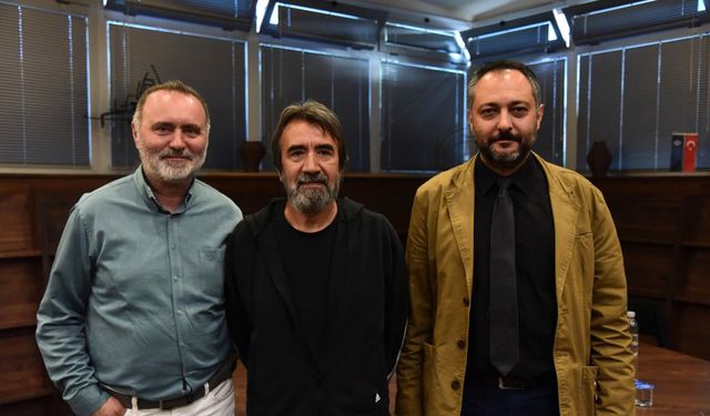 Ödüllü yönetmen Zeki Demirkubuz Eskişehir'de