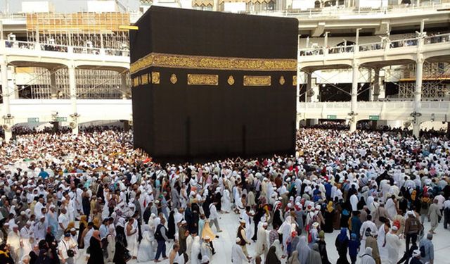 Suudi Arabistan 75 bin hacı adayını geri gönderdi!
