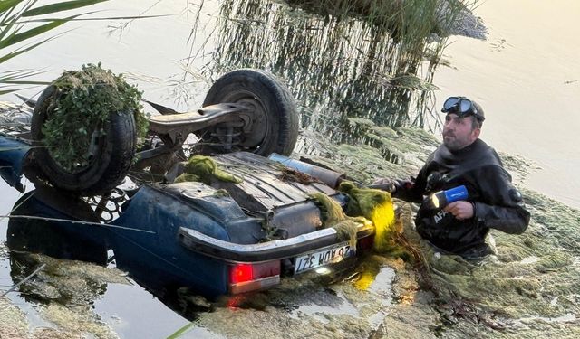 Eskişehir’de feci kaza: Otomobil dereye düştü