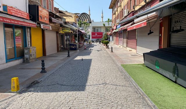 Eskişehir sokakları bomboş