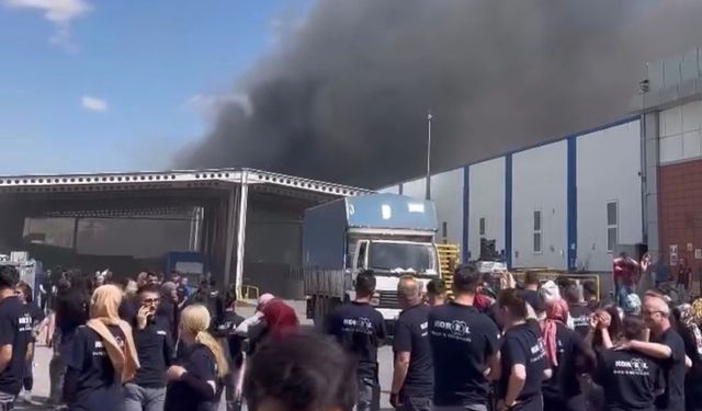Eskişehir OSB’de kablo fabrikasında yangın: İşçiler tahliye edildi