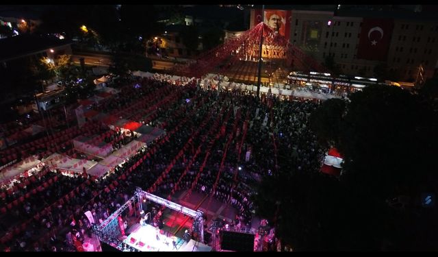 Valilik Meydanı'nda 15 Temmuz anma programı gerçekleştirildi