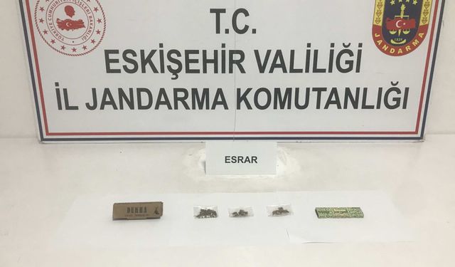 Jandarma zehir tacirlerine geçit vermiyor
