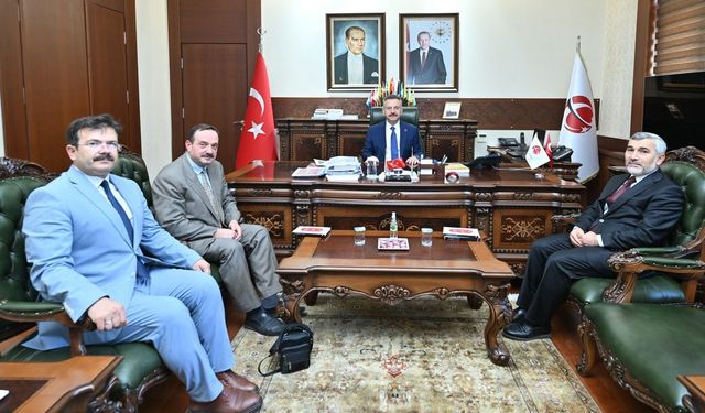Vali Aksoy, müftülük heyetini makamında kabul etti
