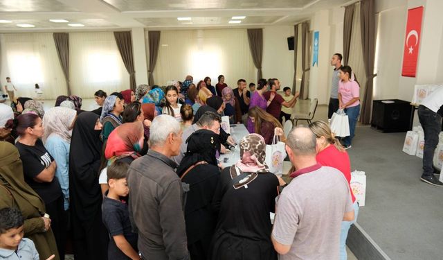 Büyükşehirden kırsal ilçelerdeki öğrencilere kırtasiye desteği