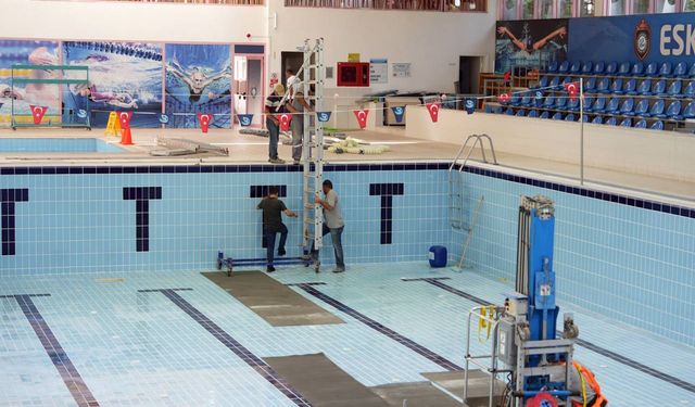 Kentpark Kapalı Yüzme Havuzu tadilat çalışmalarıyla yenileniyor