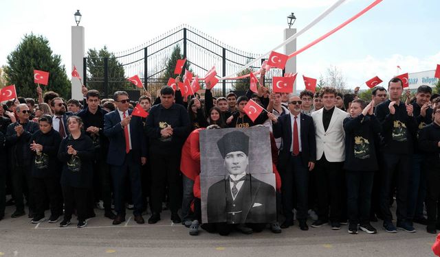 Eskişehir OSB’de 29 Ekim coşkuyla kutlandı