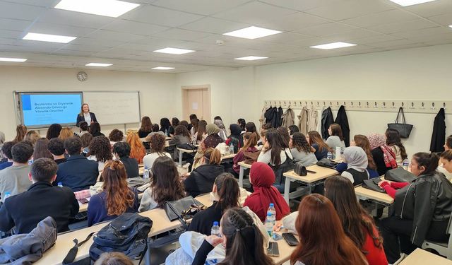 SBF’de seminerler devam ediyor