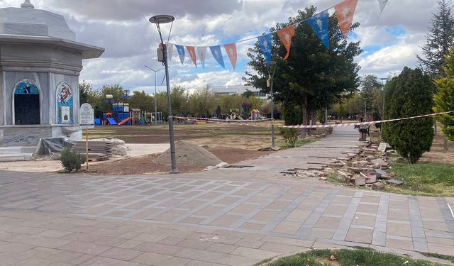 Dede Korkut Parkı'nda bakım ve onarım çalışmaları başladı