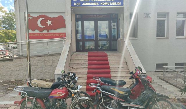 Motor ve şase numarası kazınmış 4 motosiklet ele geçirildi