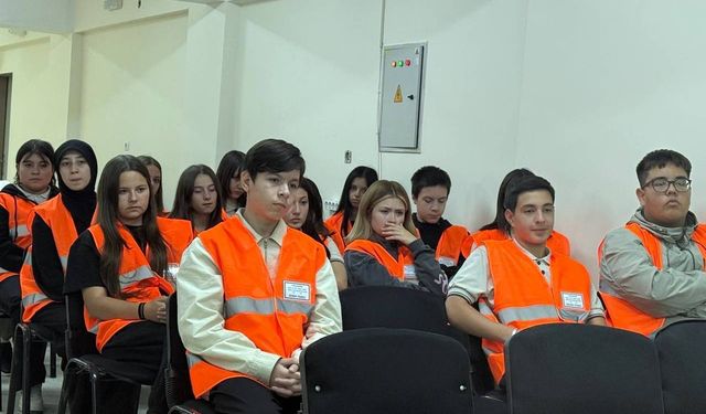 Tapu kadastro öğrencilerine kariyer dersi