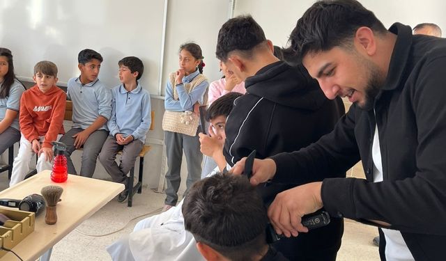 Köy okullarında ücretsiz tıraş yapıldı