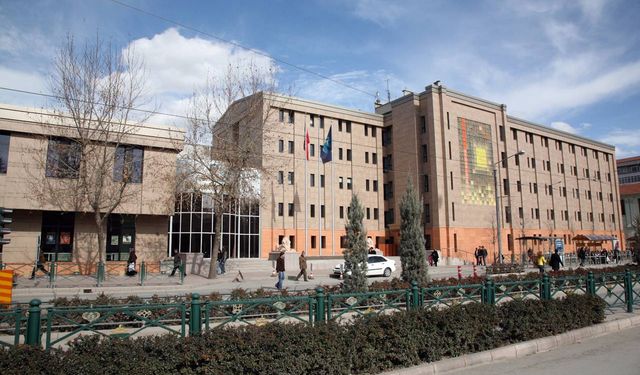 Büyükşehir uyardı: O cadde trafiğe kapatılacak