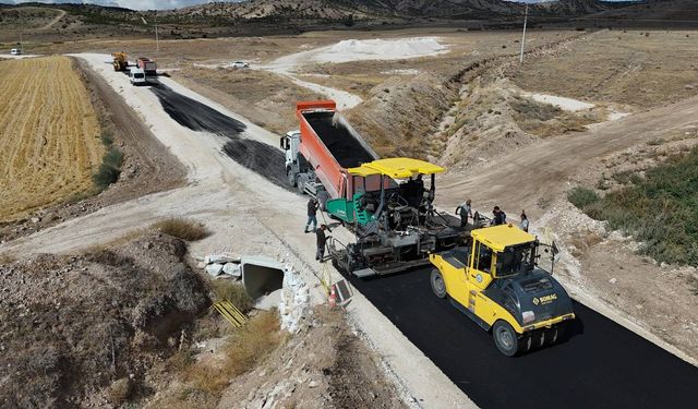 Kırsalda yol konforu artıyor