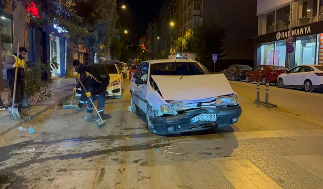 Alkollü ve ehliyetsiz sürücü elektrikli bisiklete çarptı, 1 kişi yaralandı