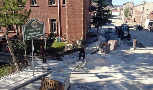 İsmetpaşa Camii'nin çevresinde çalışmalar başladı