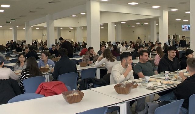 Öğrenciler “Yemek Hakkı Paylaşımı” uygulamasından memnun