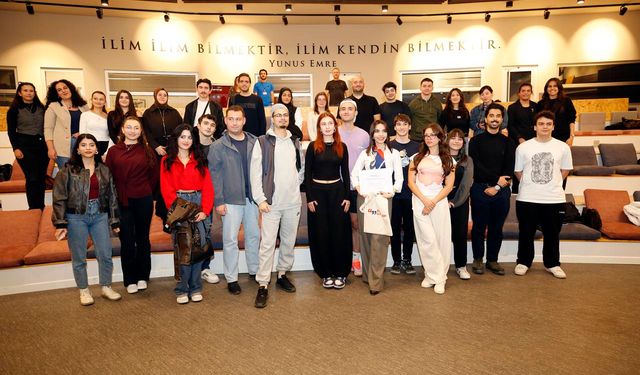 Nilüfer Kutlu “İletişim Buluşmaları”nda öğrencilerle bir araya geldi