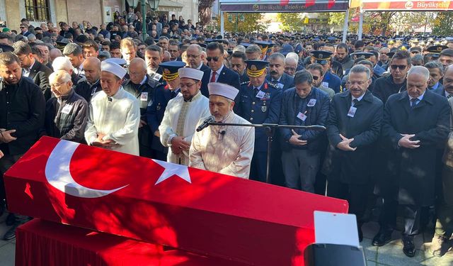 Şehit Üsteğmen Emre Mercan'a son görev