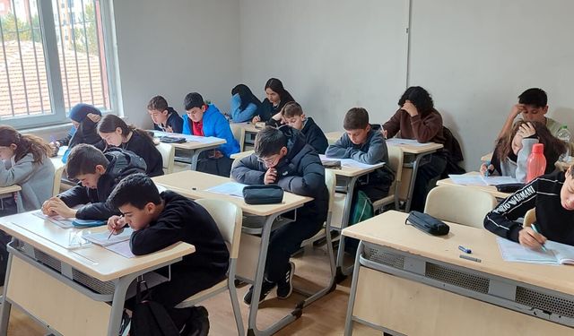 Odunpazarı Belediyesi’nden gerçek sınav ortamında LGS hazırlık sınavı