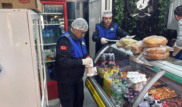 Odunpazarı’nda artan zehirlenme vakalarının ardından market ve gıda işletmelerine denetim