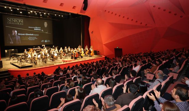 Senfoni Orkestrası’ndan unutulmaz Atatürk konseri