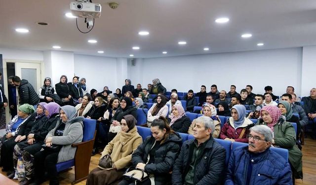 Seyitgazi'de yapılan çalışmalar değerlendirildi