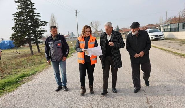 Büyükşehir Belediyesinden kırsal mahalle yollarına yatırım