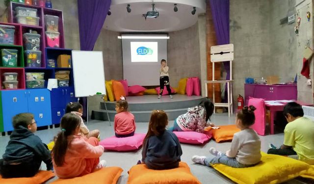 Çocuklar “Sesini Aç!” atölyesinde yerel demokrasiyi deneyimledi