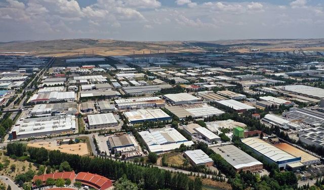 “Sanayimiz güçlü kaldıkça türkiye geleceğe daha güvenle bakacaktır”