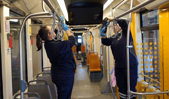 Eskişehir tramvayları güven ve hijyen için titiz bakımdan geçiyor