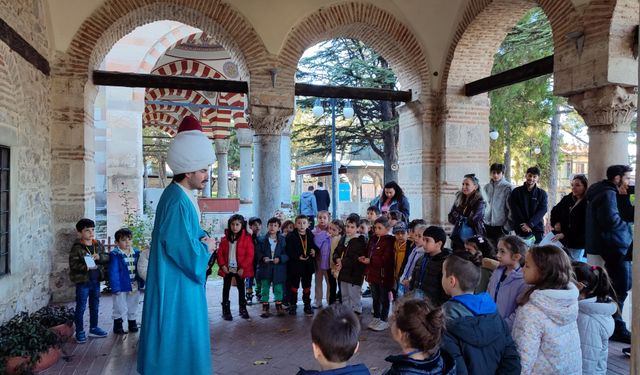Turizm Fakültesi öğrencileri Kurşunlu Külliyesi’ni yerinde inceledi